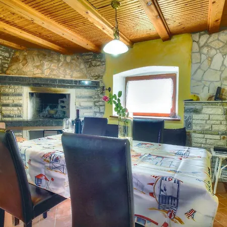 2 Bedroom Stunning In