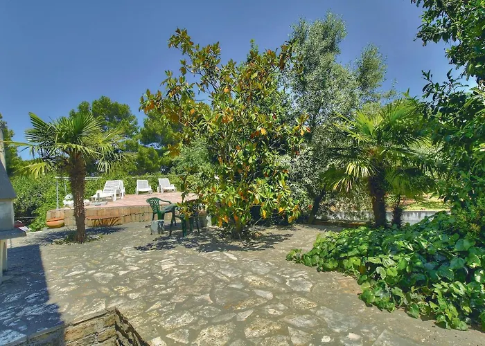 Holiday home Cozy In Kastel With Wifi *